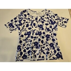 Time and Tru White Blue Floral Short Sleeve T-Shirt Top - XL(16-18)